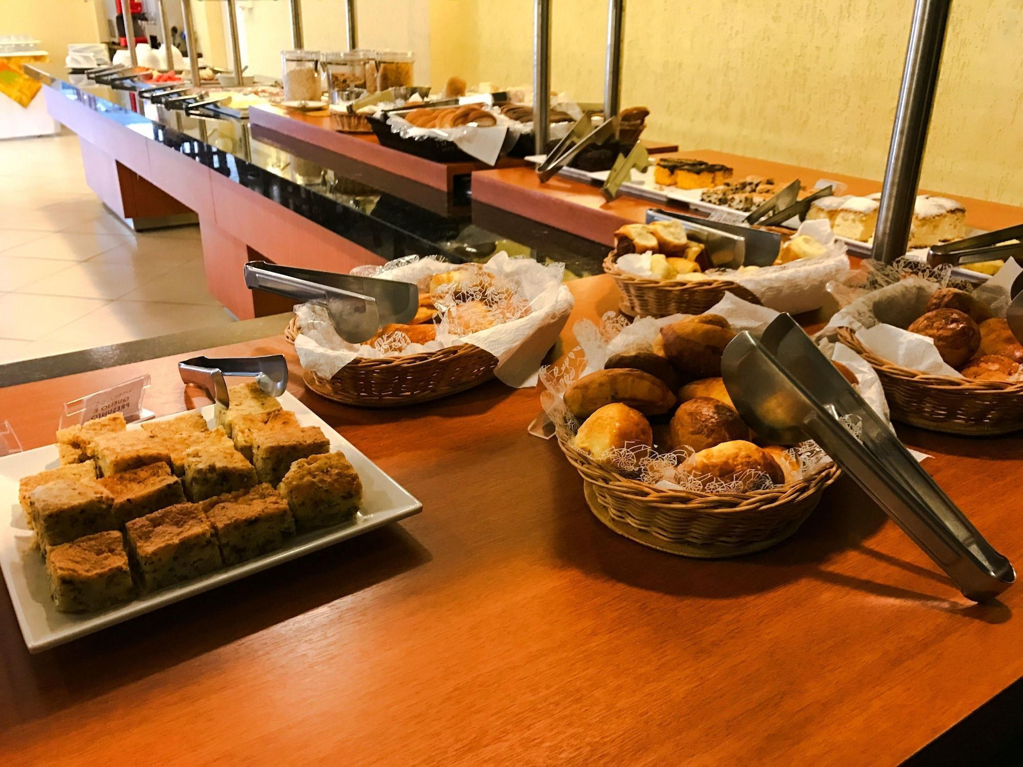 Rede Andrade Mercado Hotel Curitiba Eksteriør billede
