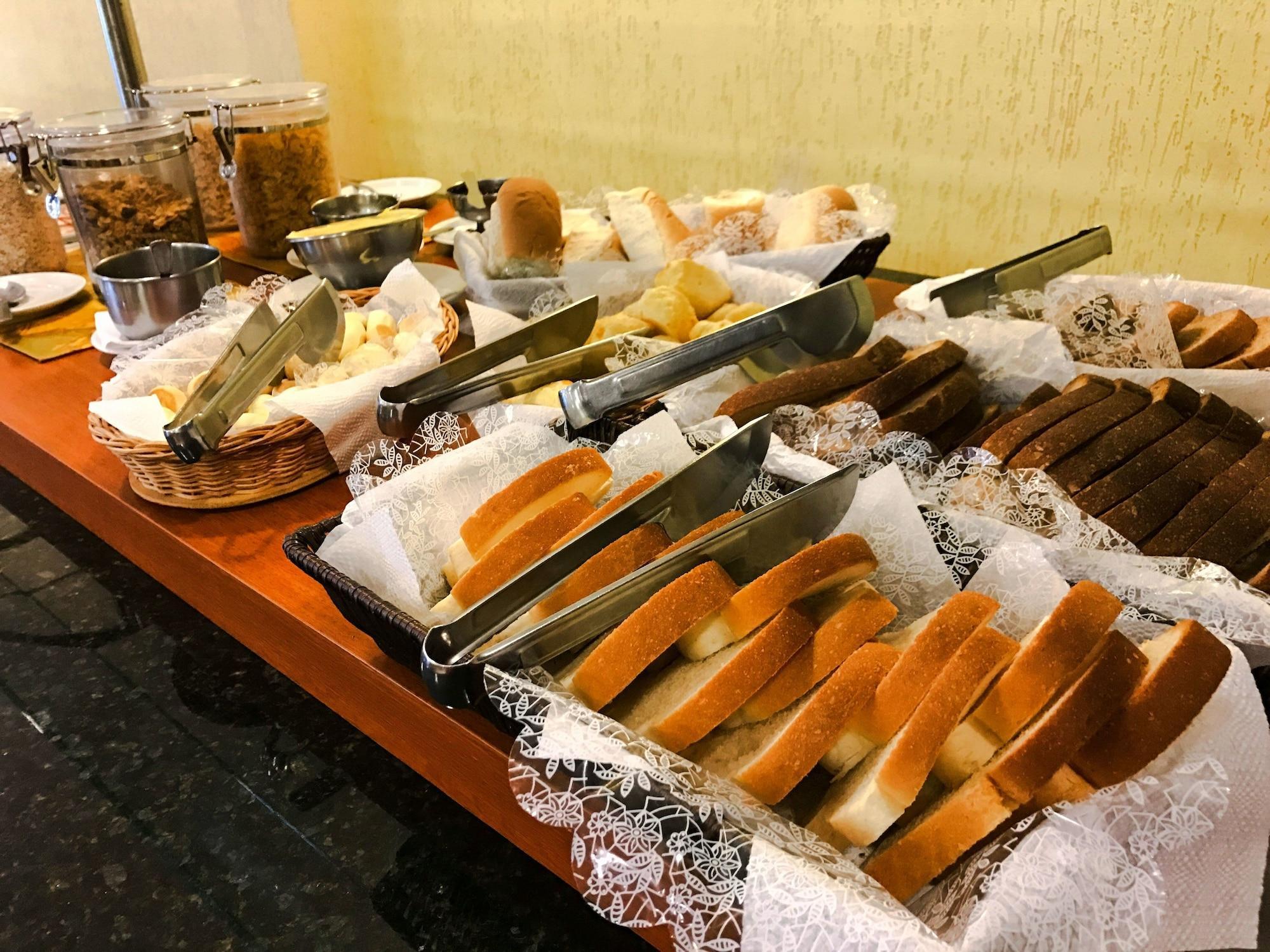 Rede Andrade Mercado Hotel Curitiba Eksteriør billede